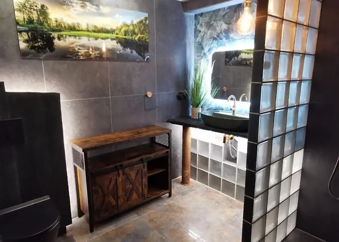 Wsiowa مزرعة للإقامة Scinawka Gorna